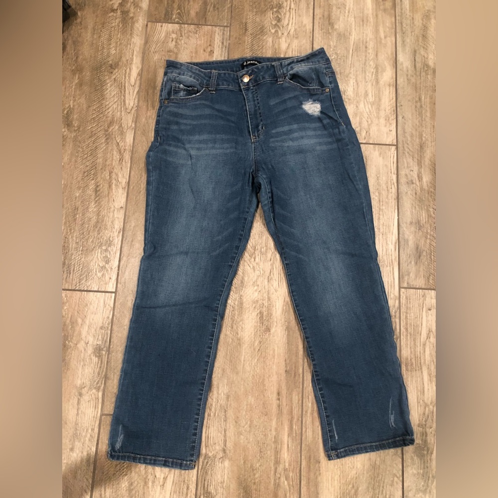 D.jeans size 12 ankle crop